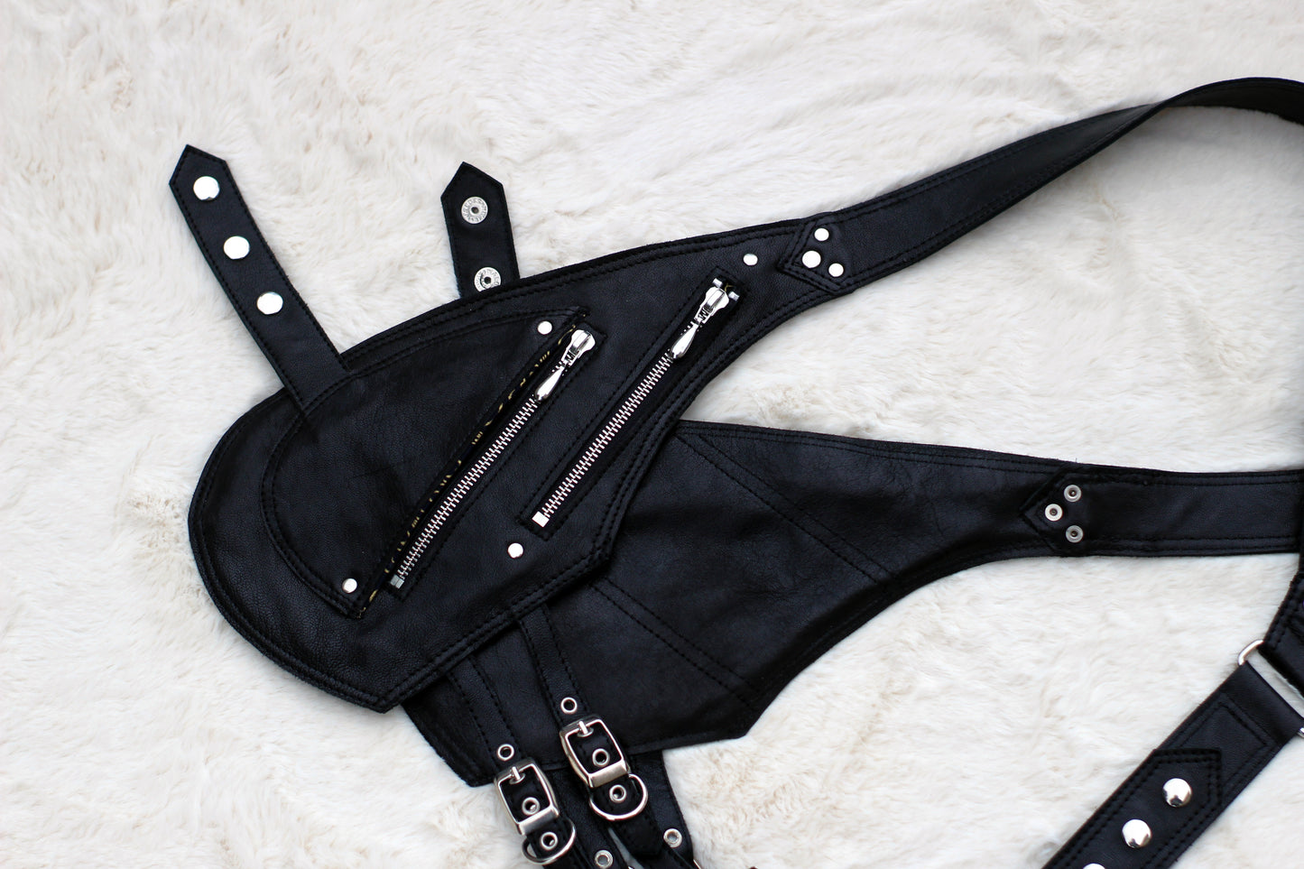 (AGOTADO) Arnés Riñonera – Edición Obsidiana