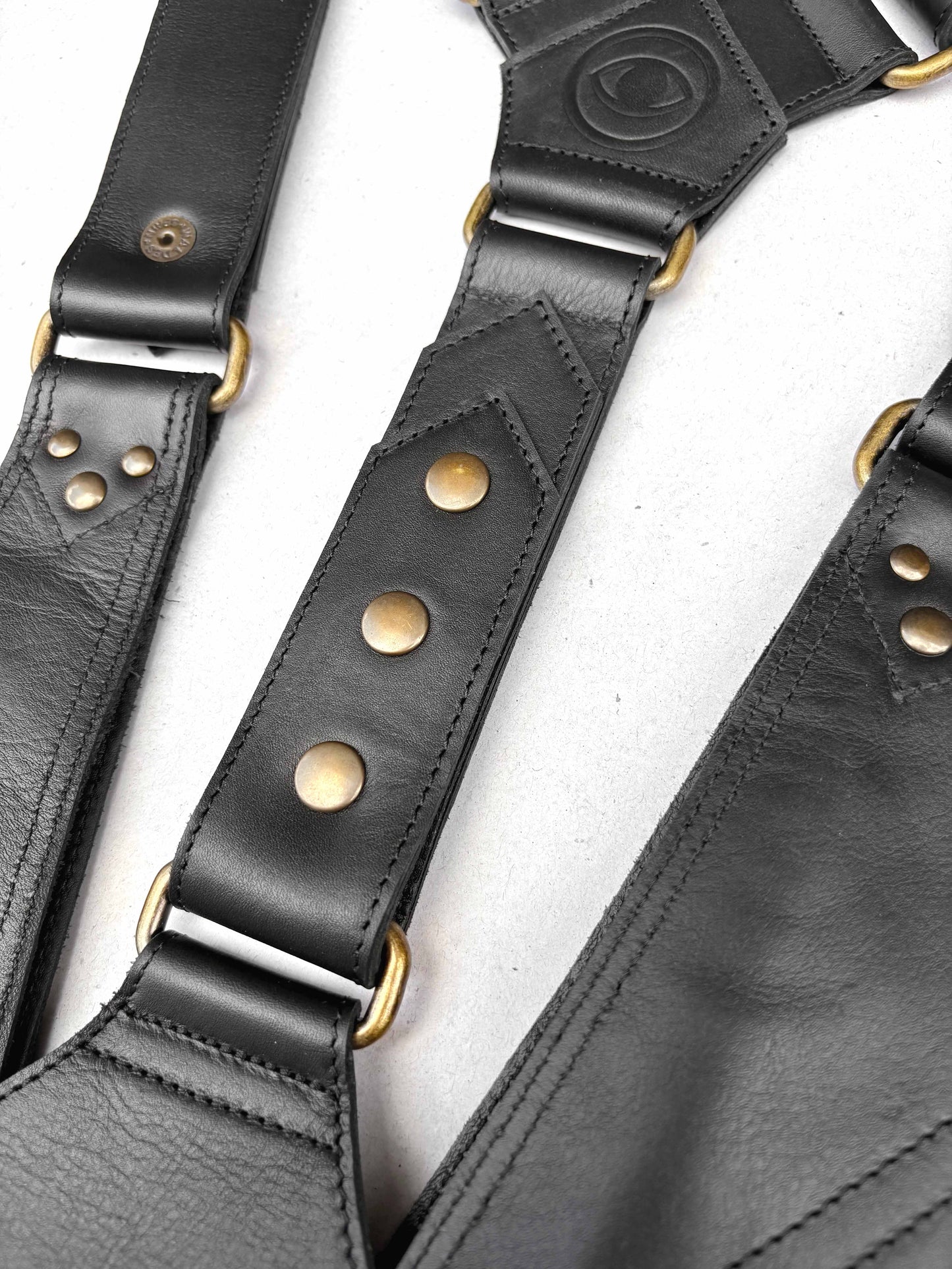 Obsidiana - BOLSO ARNÉS DE PIEL – Oro viejo