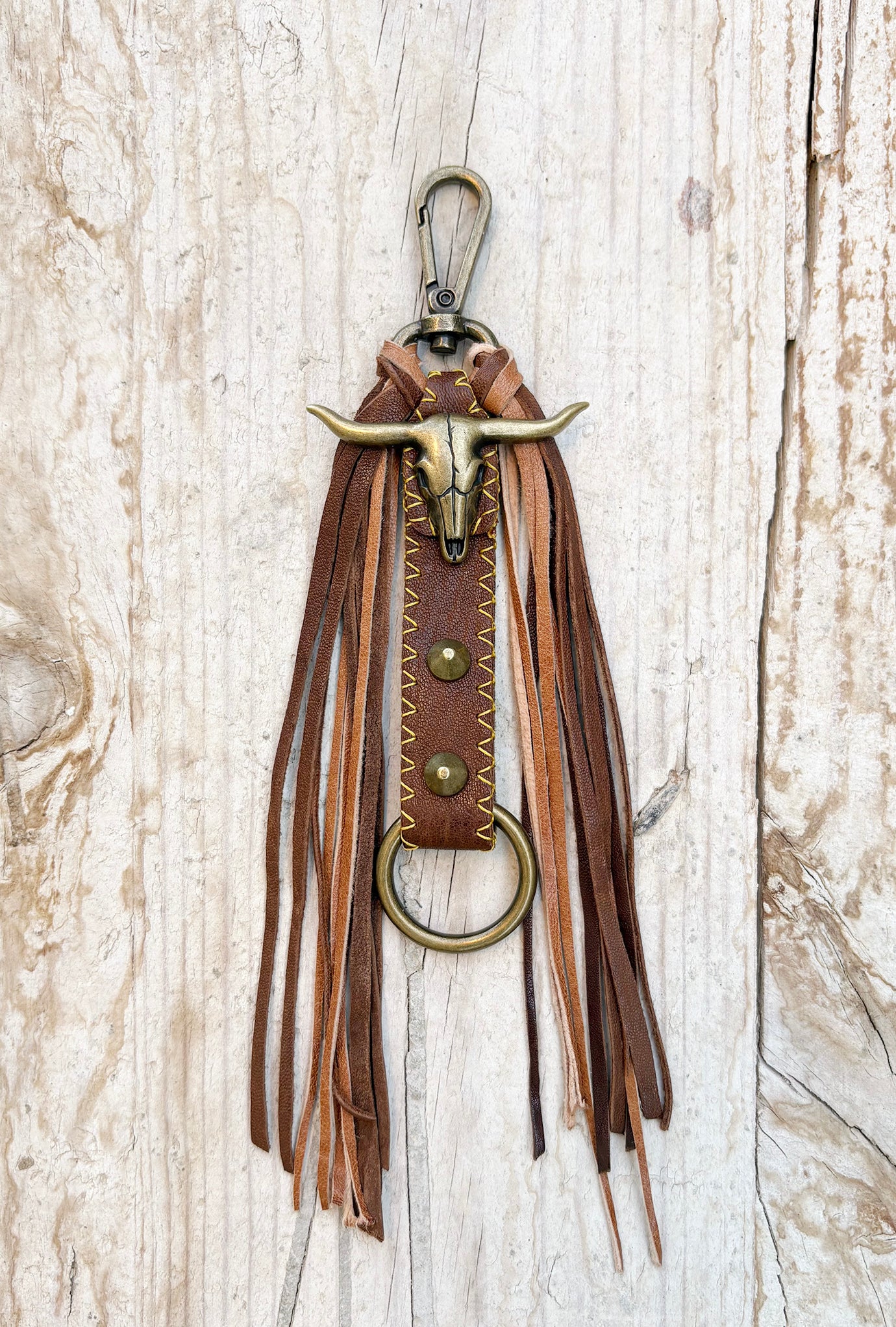 KEYCHAIN brown bull - Fringe